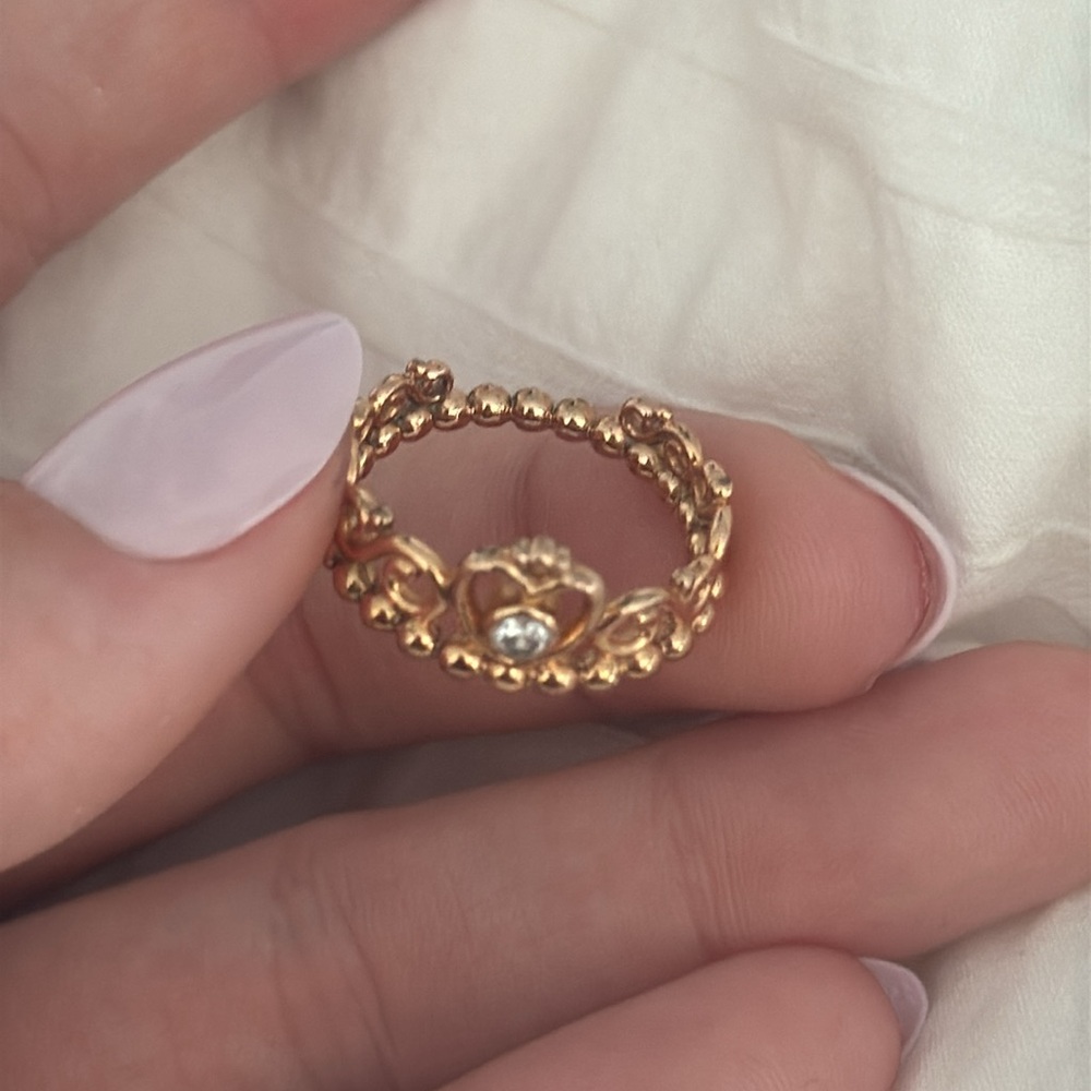 Pandora Gold Crown Ring with Intricate Design - Picture 3 of 3